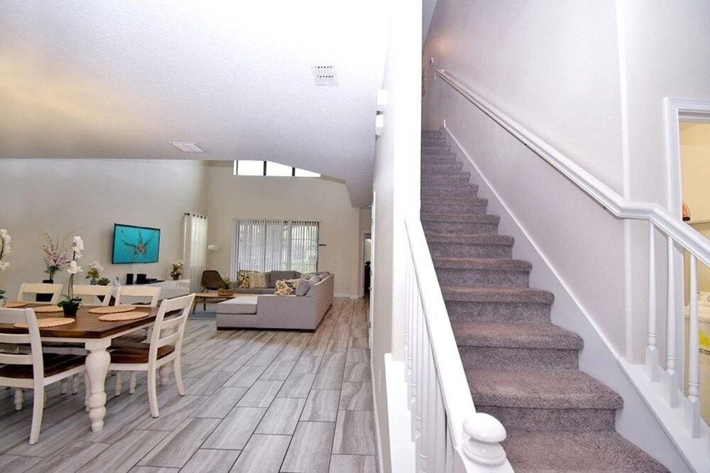 Solterra - 5 Bedrooms House w pool - 7045SR 5 Home by RedAwning