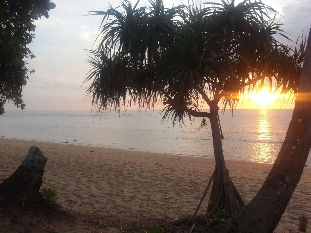 Lanta A&J Klong Khong Beach