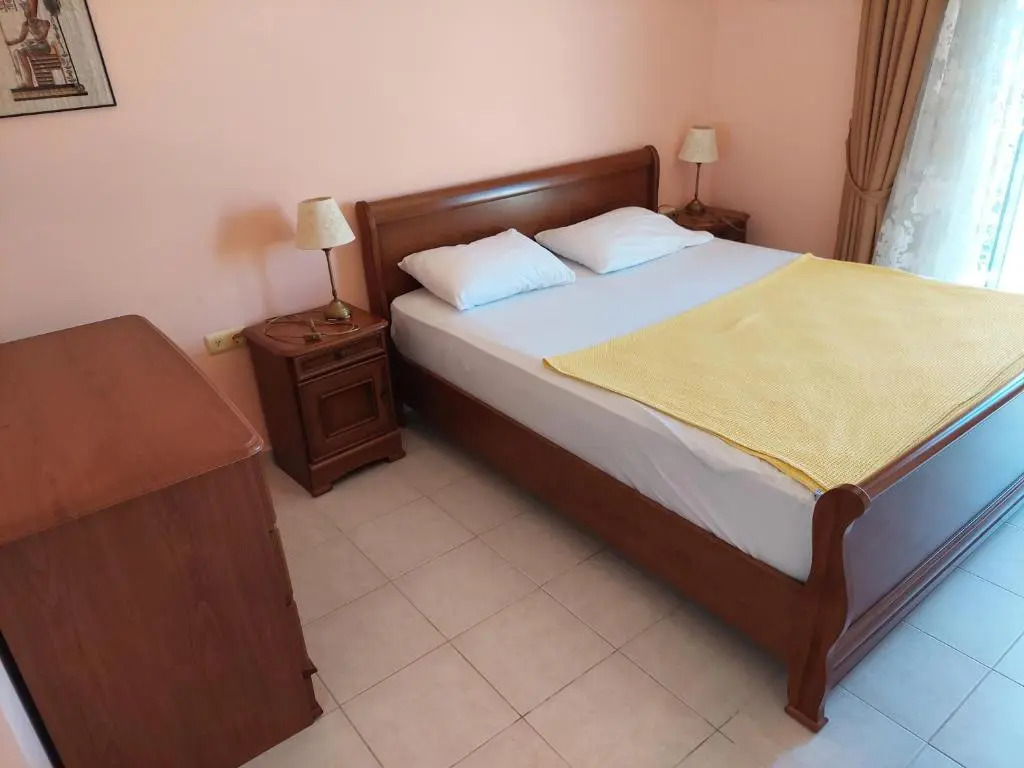 Dinek mahallesi,Eski Antalya yplu cad.,Uygun Cleopatra 3 Sitesi no:59 Blok:E daire:2