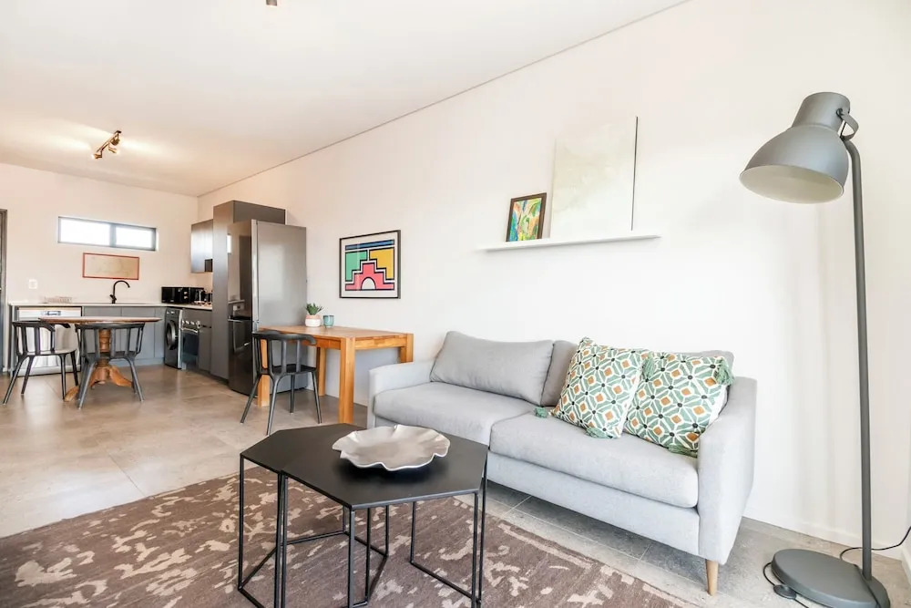 Hyde Park House Apartments