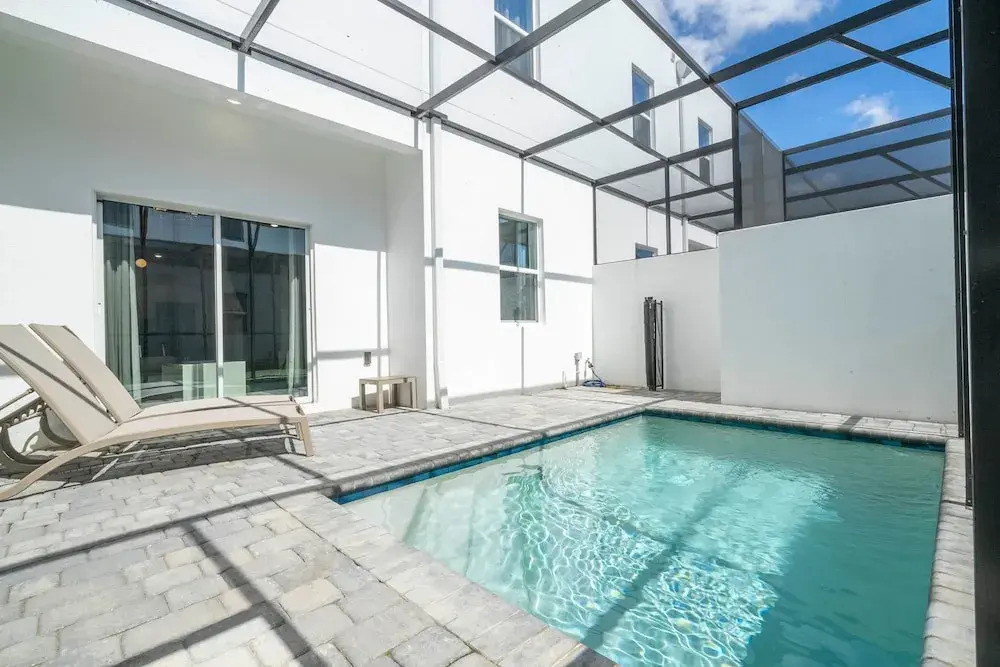 Brand new 4 Bed with Loft Villa for all