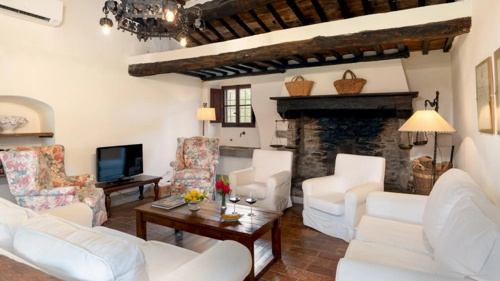 Crognole 6, Emma Villas