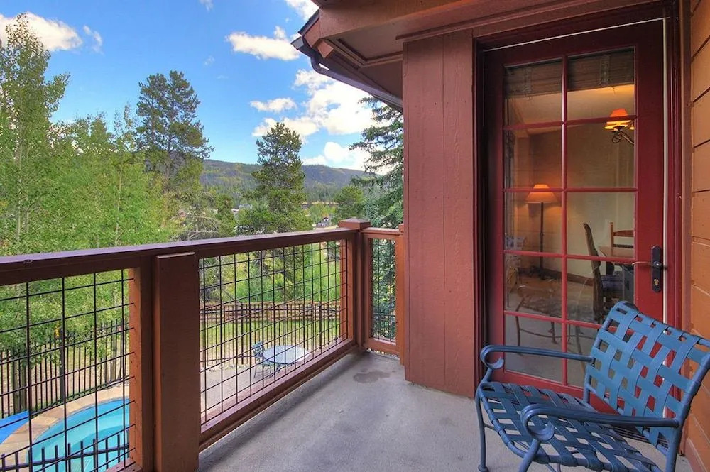 Mountain Thunder Lodge 1209 by RedAwning