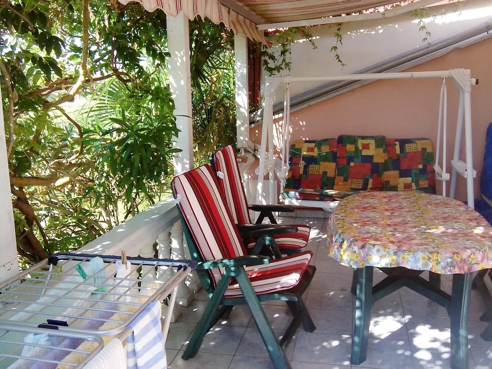 Apartment With one Bedroom in Zaton, With Furnished Garden and Wifi -
