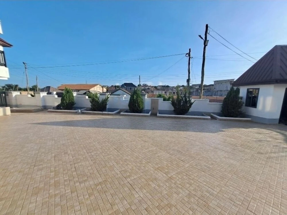BAFFOUR APARTMENTS