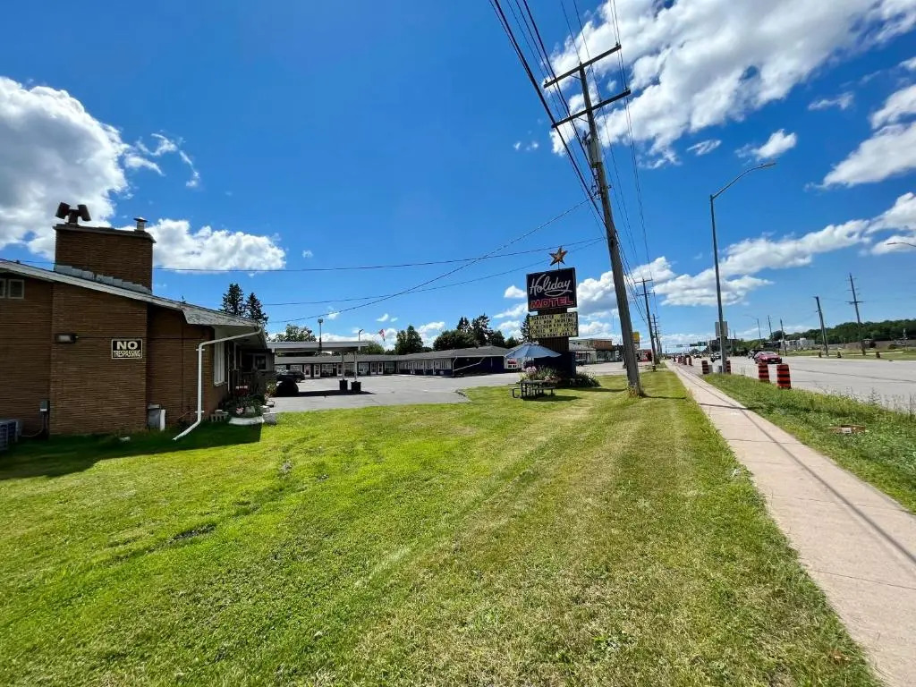 Holiday Motel
