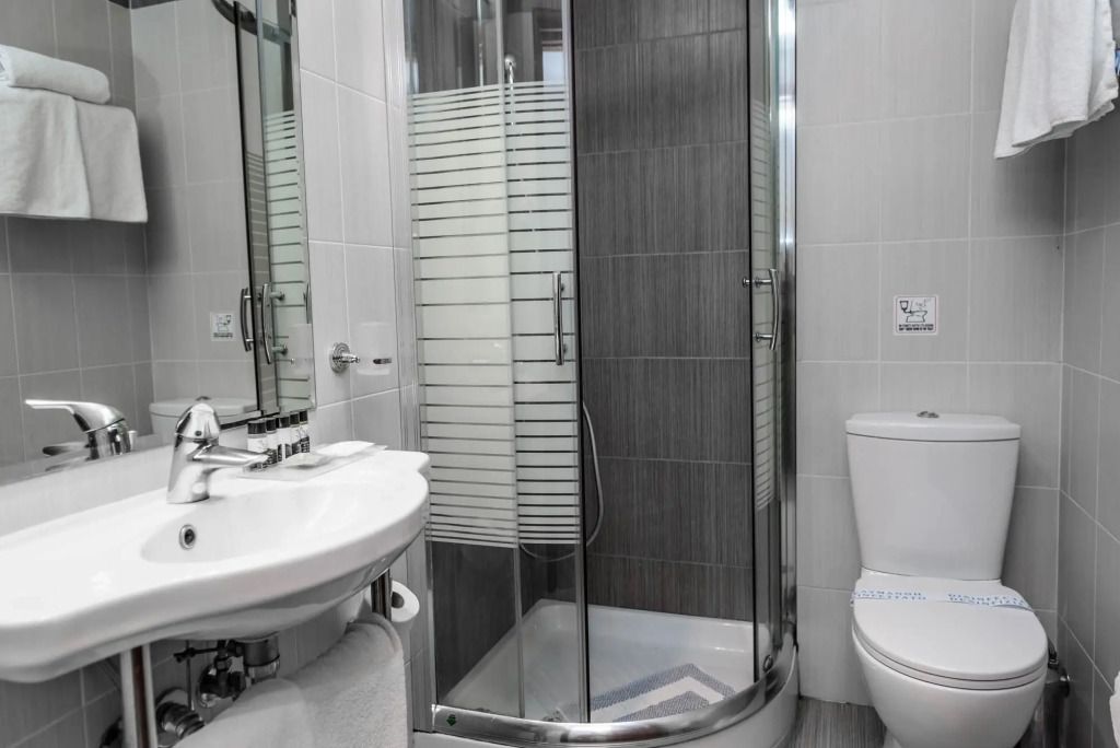 Agamemnon Hotel
