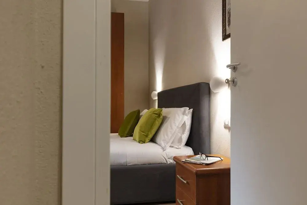 Roommo Apartments