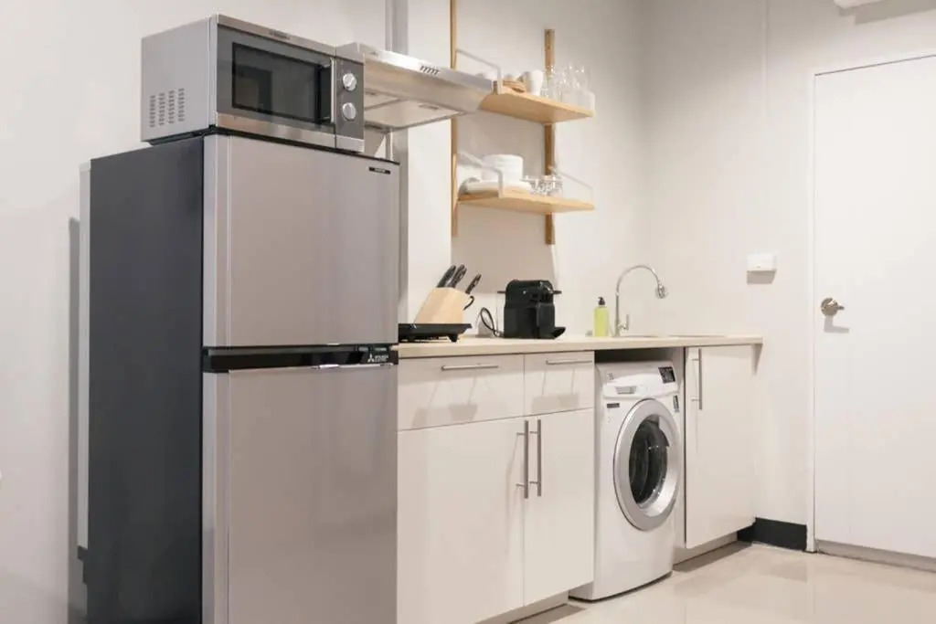S2 Silom Large room 4-6 guests Full kitchen WIFI