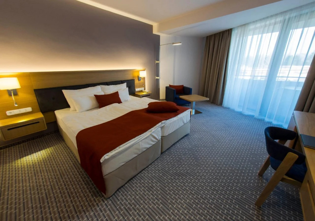 Thermal Hotel Balance Lenti