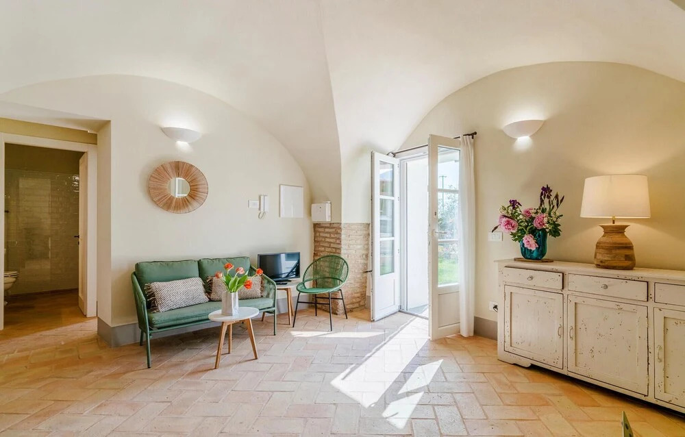 Nice Apartment in Bastia DI Albenga With 2 Bedrooms and Wifi