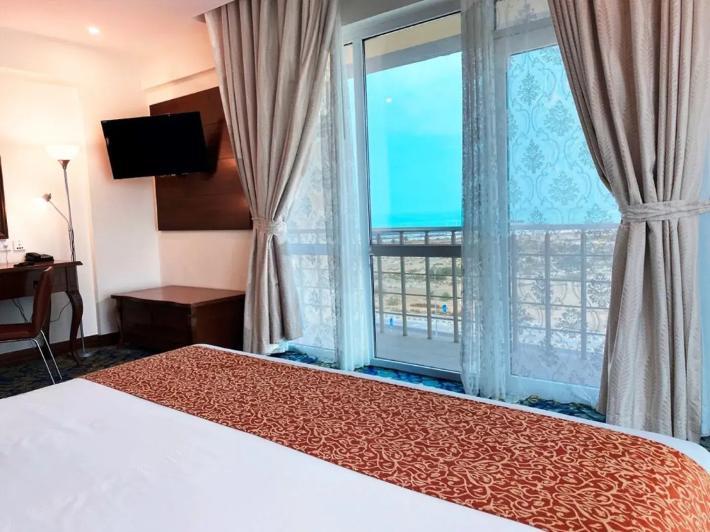 Sur Grand Hotel