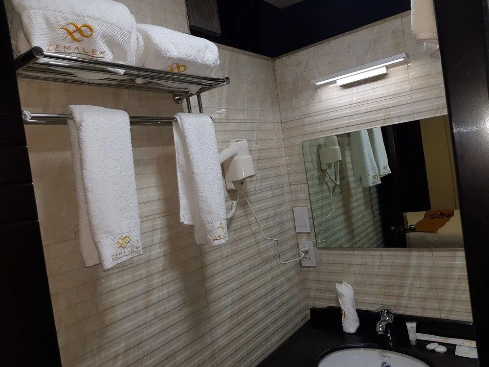 Zemalex Hotel