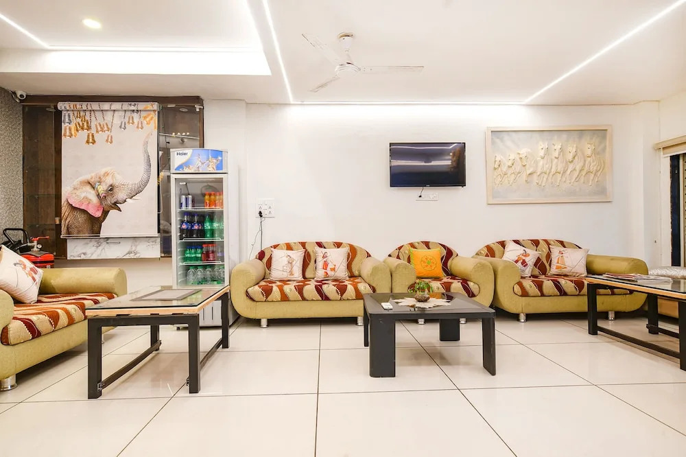 Shree Ram Palace and Restaurant by OYO Rooms