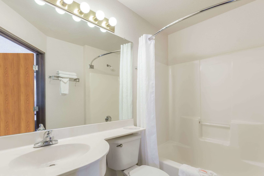 Boarders Inn and Suites Brush (ex.Microtel Inn by Wyndham Brush)