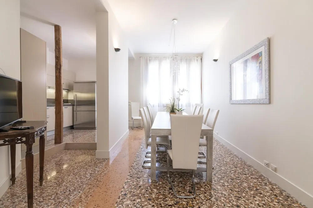 Casanova Deluxe Apartment
