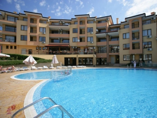 Paradise Dreams Menada Apartments