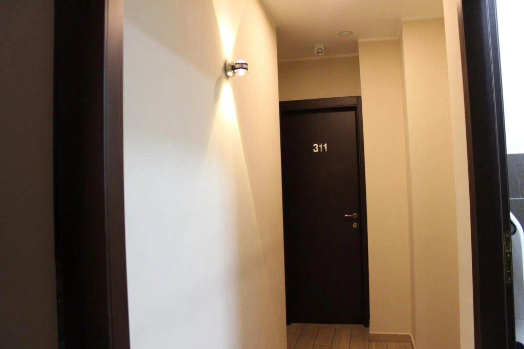B&B Metropolitan