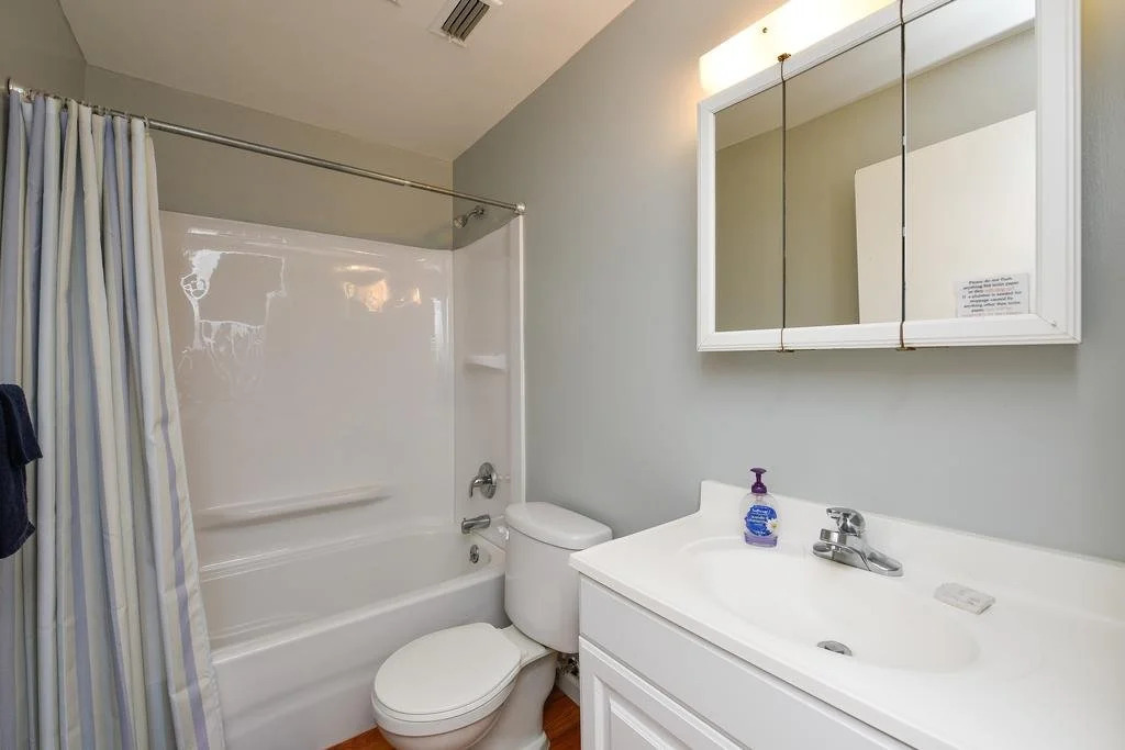 Coastal Surfside By Beachside Management