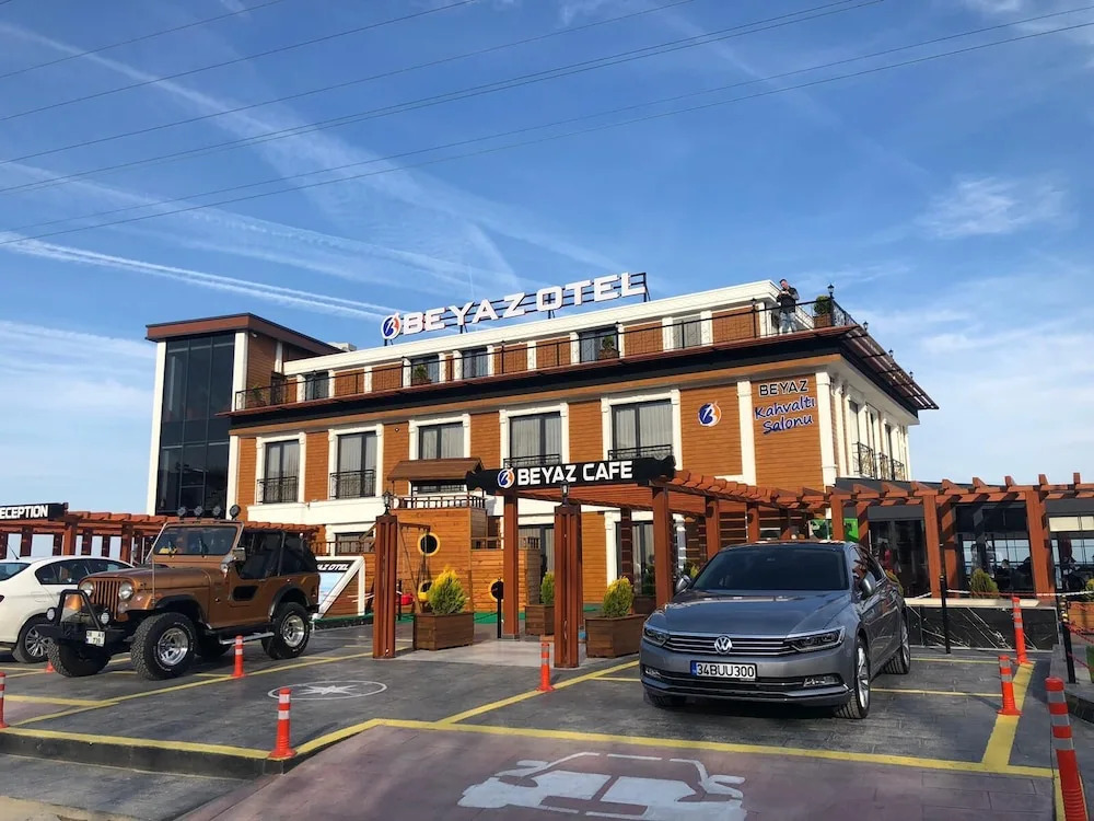 Beyaz Otel Gerze