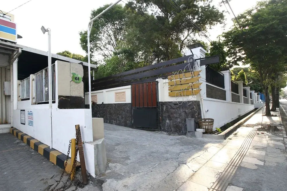 Airy Eco Wr Supratman 61 Batu