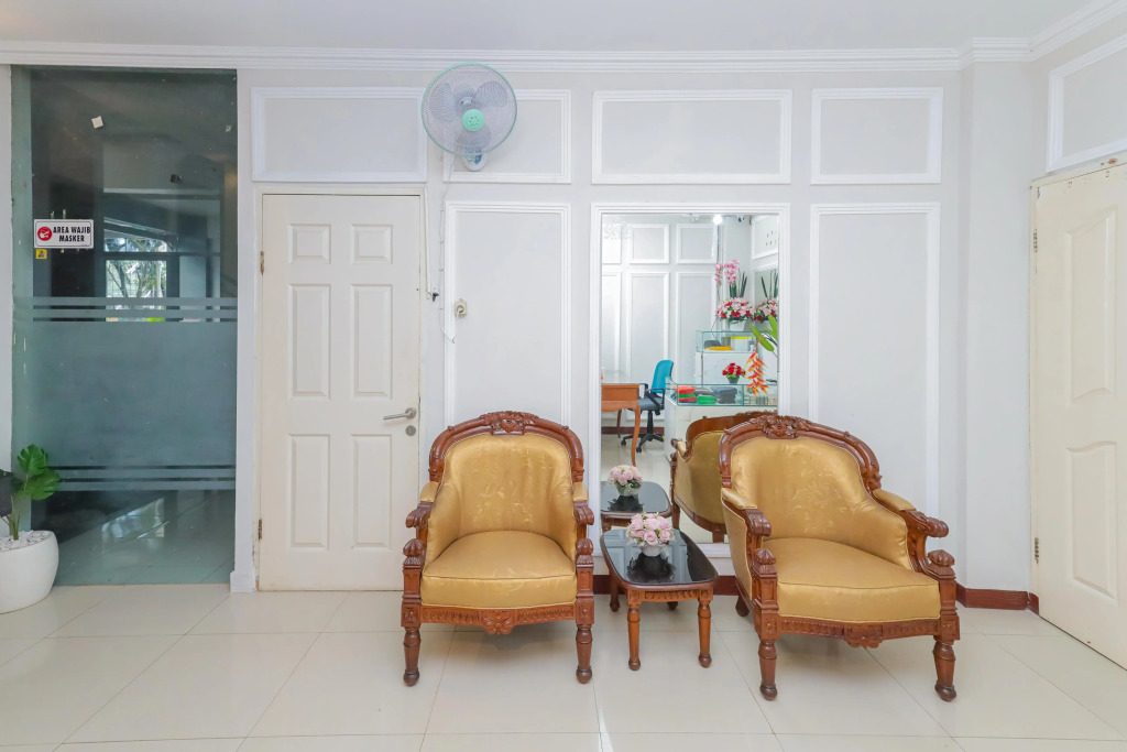 Urbanview Hotel Sofie Syariah Sidoarjo