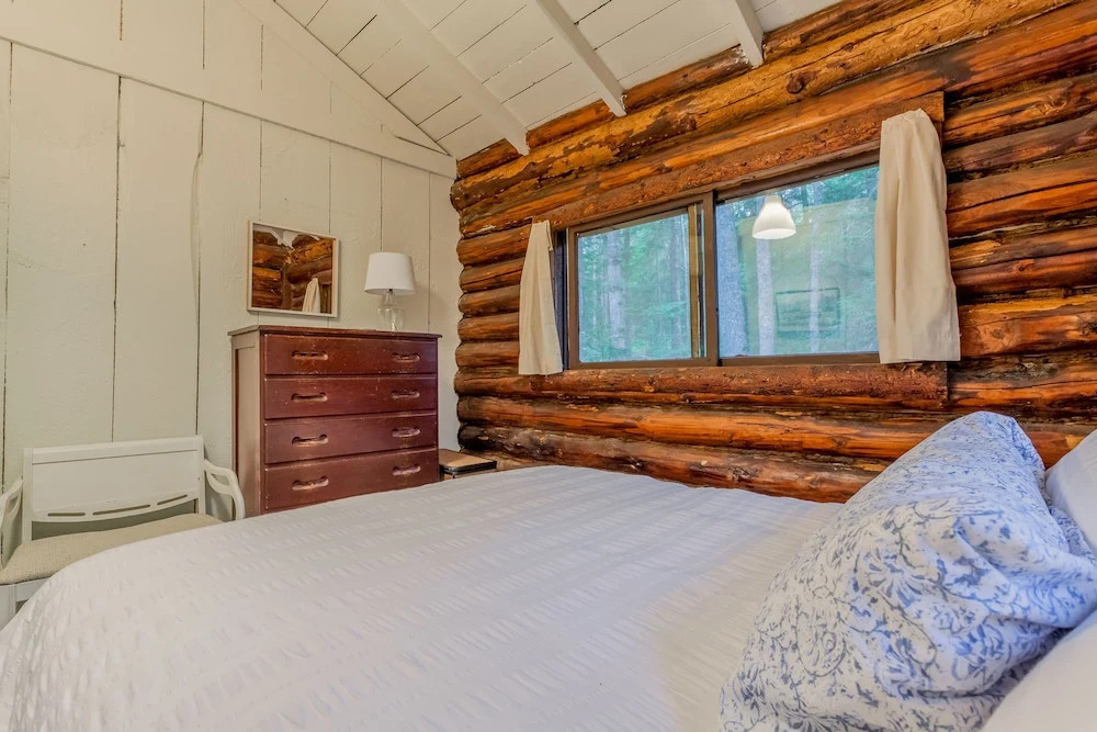 Mavooshen Retreat at Sprucewold by RedAwning