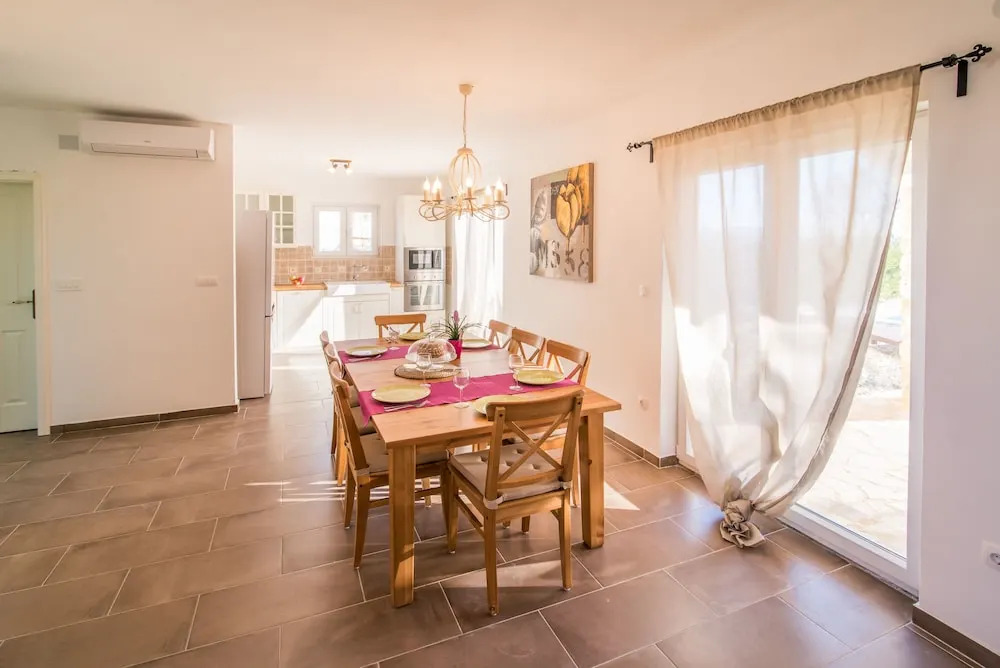 Holiday Home Villa Maslina by Interhome