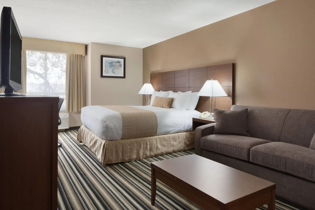 Days Inn by Wyndham Dalhousie