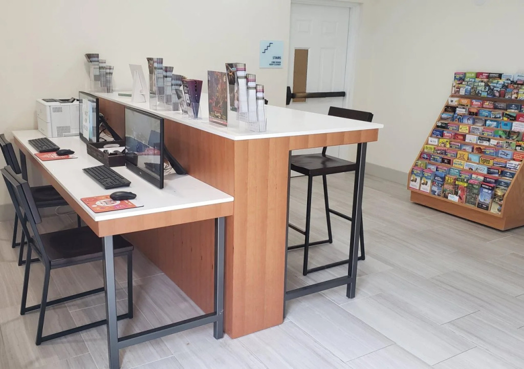 Holiday Inn Express Tampa N I-75 - University Area by IHG