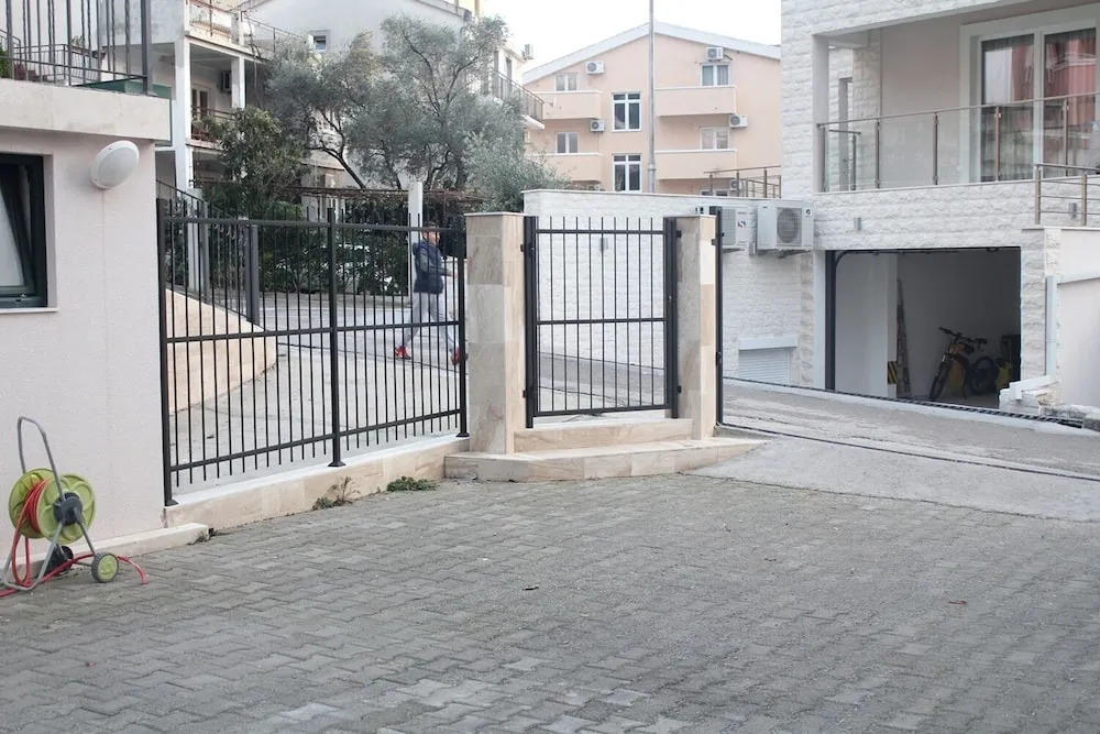 Family Apartments Budva