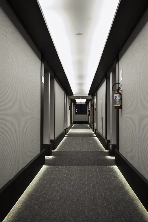 Momax Hotel