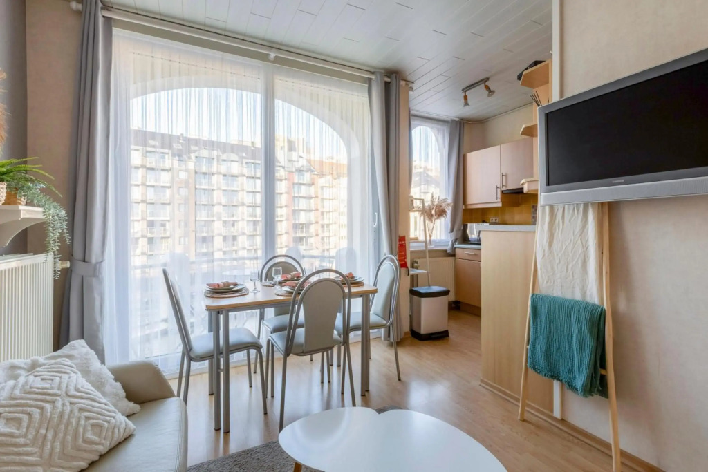 Cosy apartment 150m from the beach
