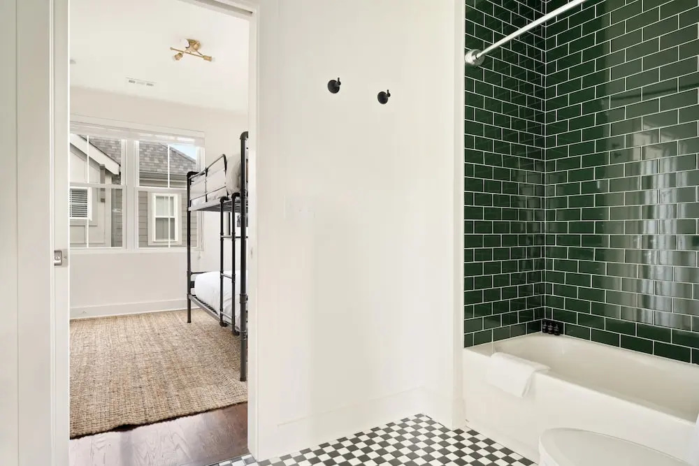 Hart Suite 5 by AvantStay Gorgeous Town House w Modern Amenities in Nashville