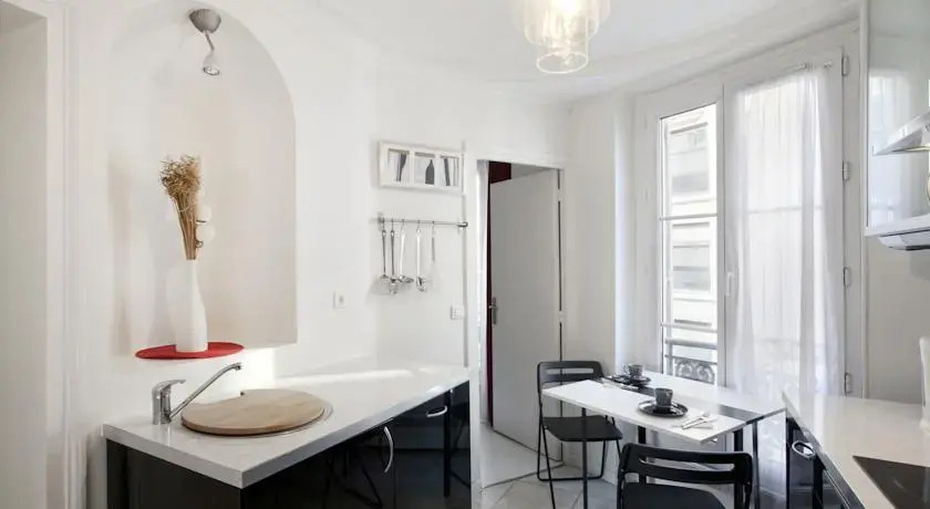 Bourse Apartment