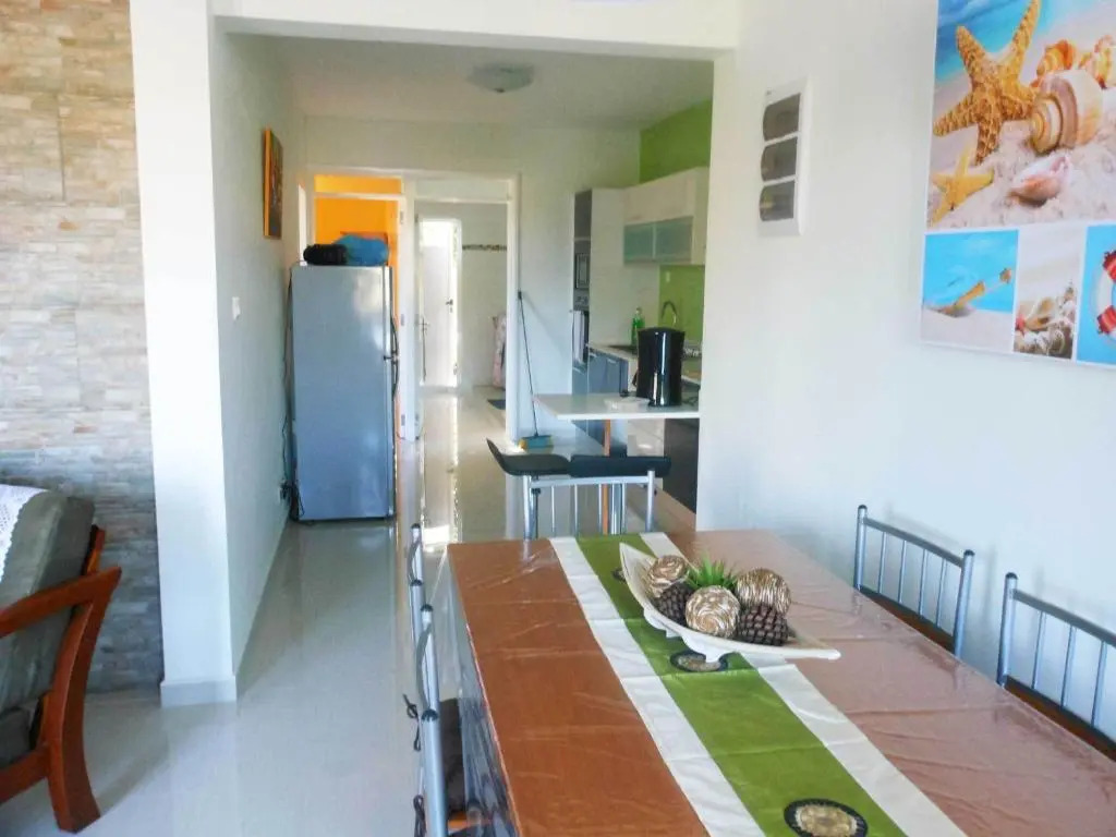 Twins Apartments Flic en Flac Beach