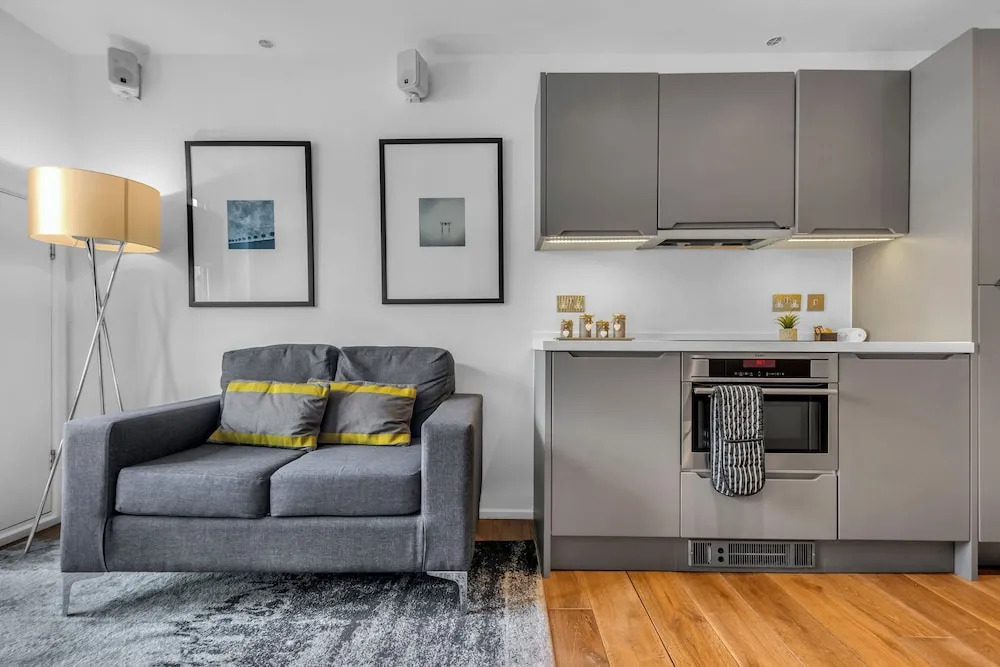 Classic One Bedroom Apartment in Camden