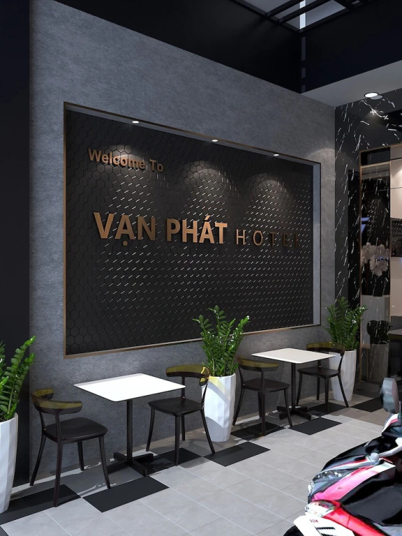 Van Phat Hotel