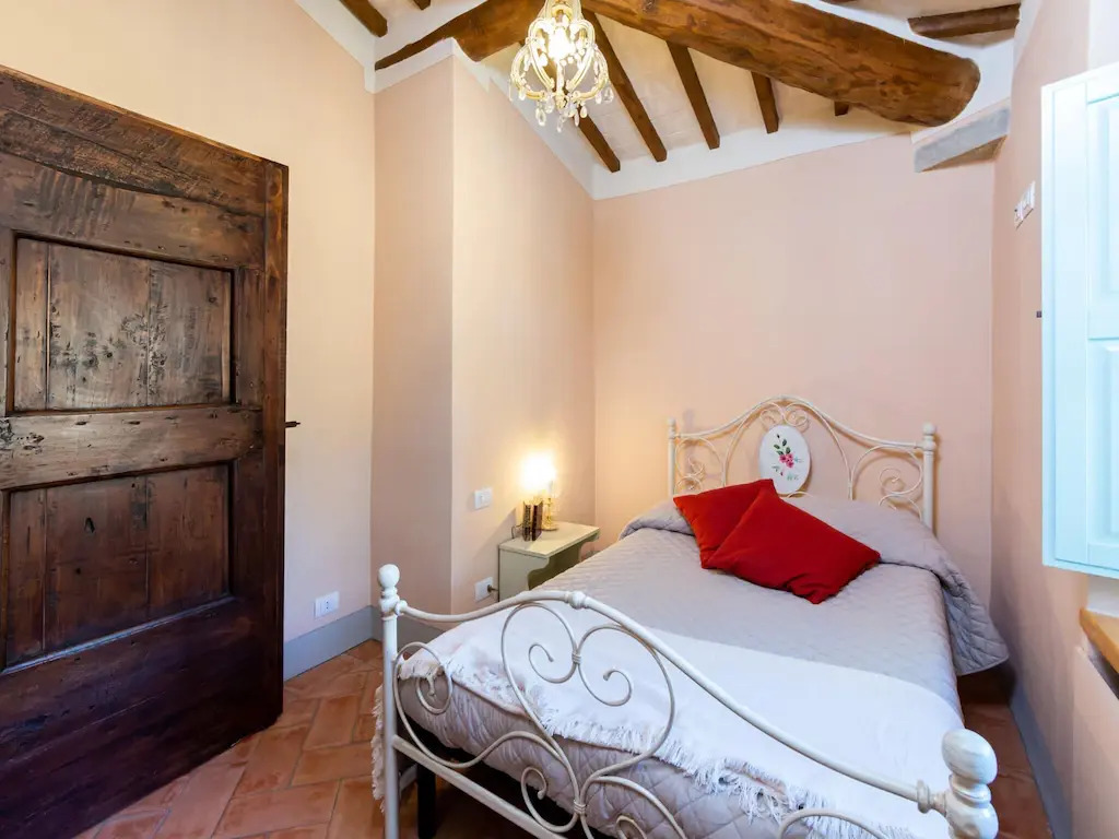 Villa in Castiglion Fiorentino with Private Swimming Pool
