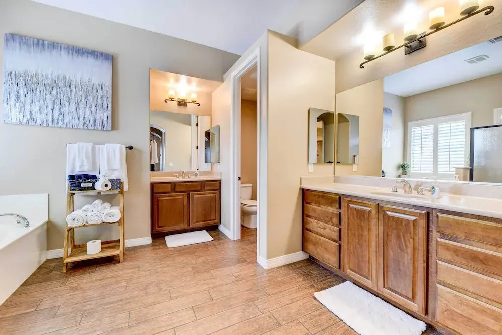 Pool, BBQ & Bar: Family Home in Queen Creek