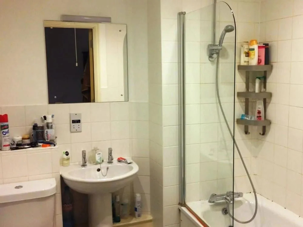 TravelStop #London-Ealing