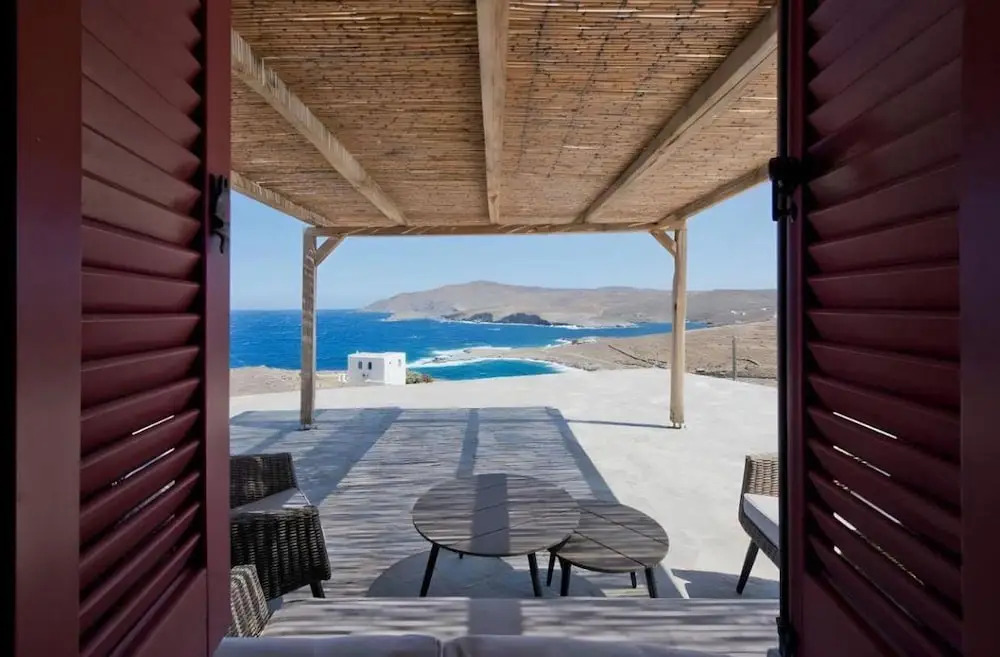 Stone Wave Kythnos