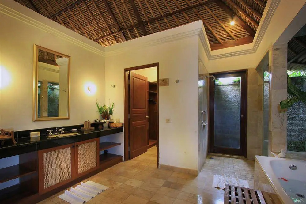 Umah Luung Villa