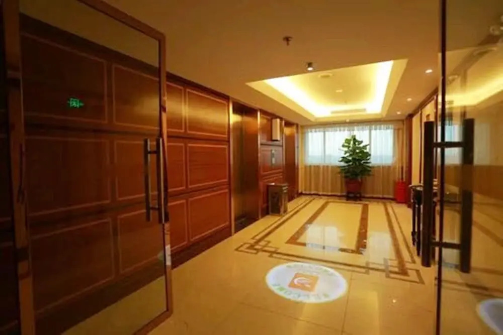 Grand Hotel