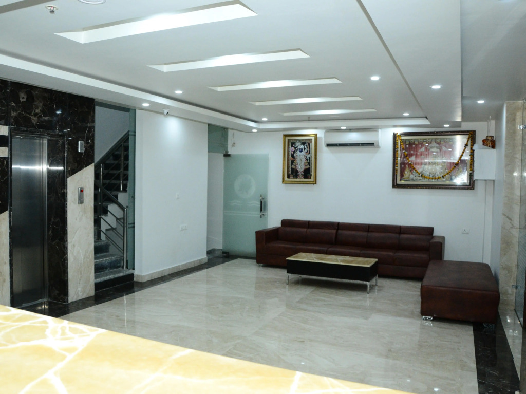 Hotel Om Palace