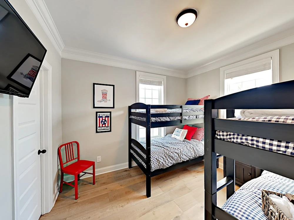 12th Ave S Home - 3 Br Home