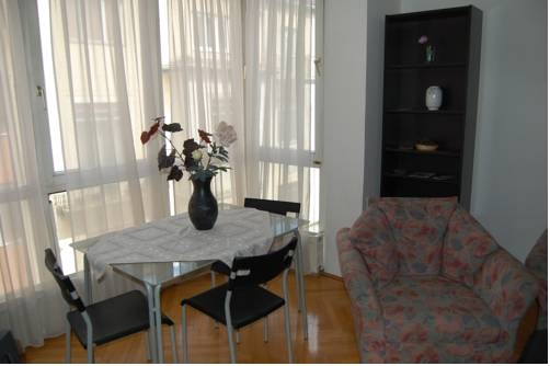 Di Caprio Apartman