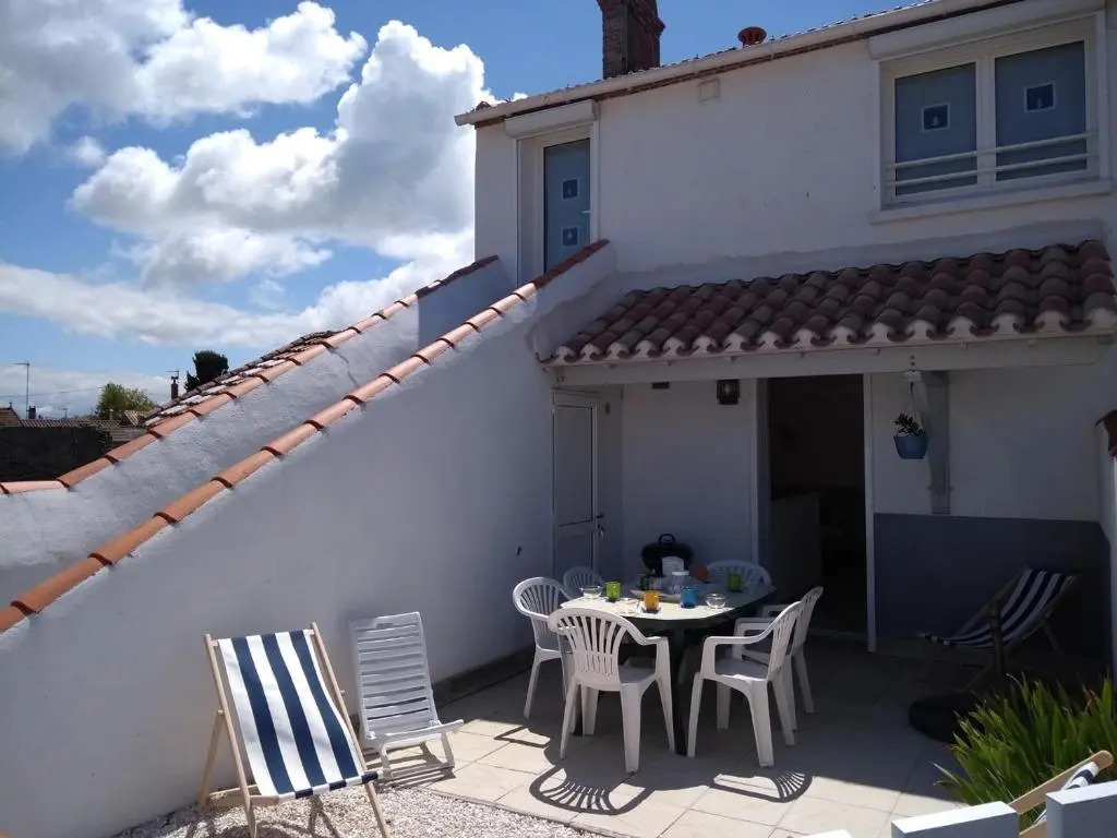 Maison La Guérinière, 4 pièces, 6 personnes - FR-1-224B-42