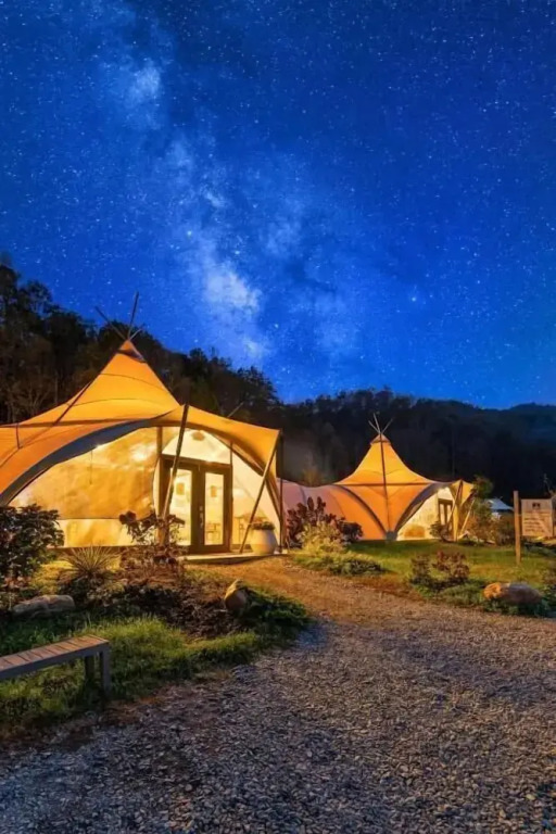 Under Canvas White Mountains