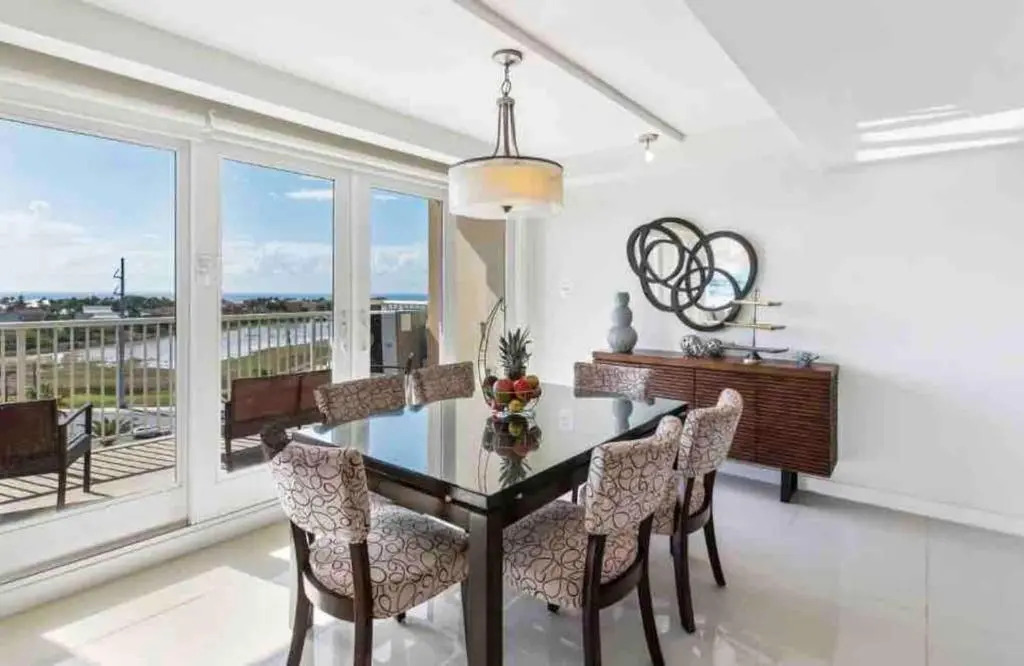 Bahia Mar Solare Tower 6th floor Bayview Condo 2bd 2ba with Pools and Hot tubs